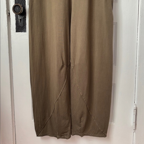 FREE PEOPLE MOVEMENT HOT SHOT TEE ONESIE JUMPSUIT - Picture 7 of 13